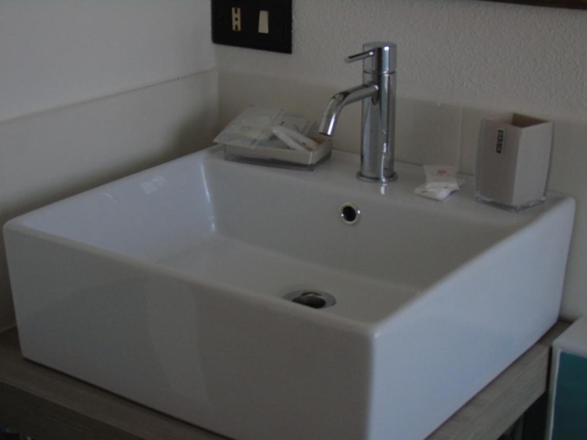 B & B Marima Orgosolo Exteriör bild